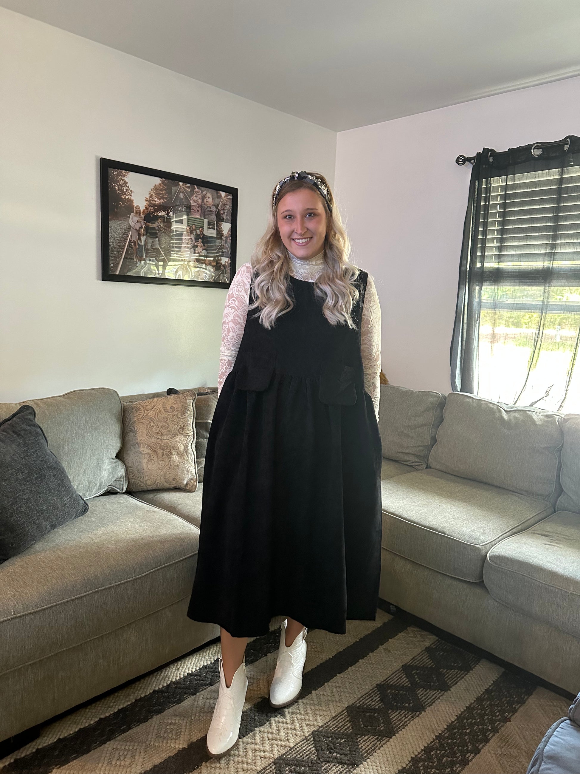Corduroy black dress Pretty Peach Boutique Corduroy black dress Pretty Peach Boutique