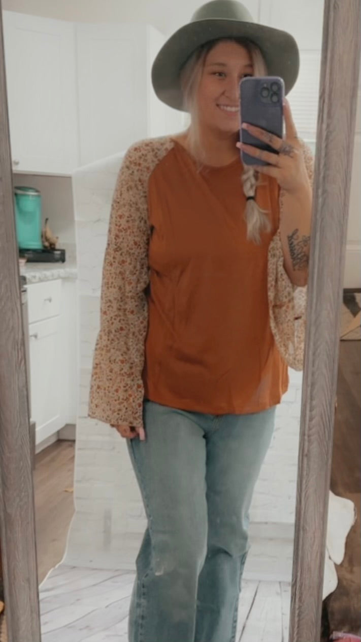 Belle sleeve fall top